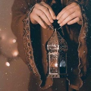 Meet your Posher, Abeer